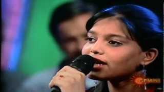 mounika singing nee yadalo naaku from awara movie in gemini show