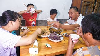 Braised white gourd in brown sauce, my family likes it very much