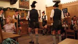 Crazy spontan Traditional Bavarian Folk Dancer - Bayrische Schuhplattler