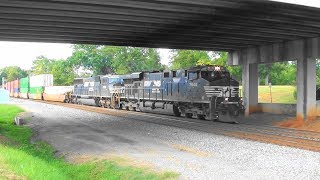 NS 291 takes the siding in Stockbridge