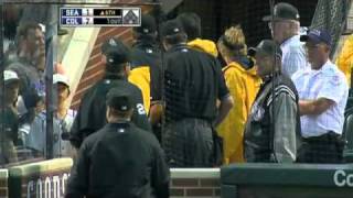2009/06/14 Tornado warning halts play