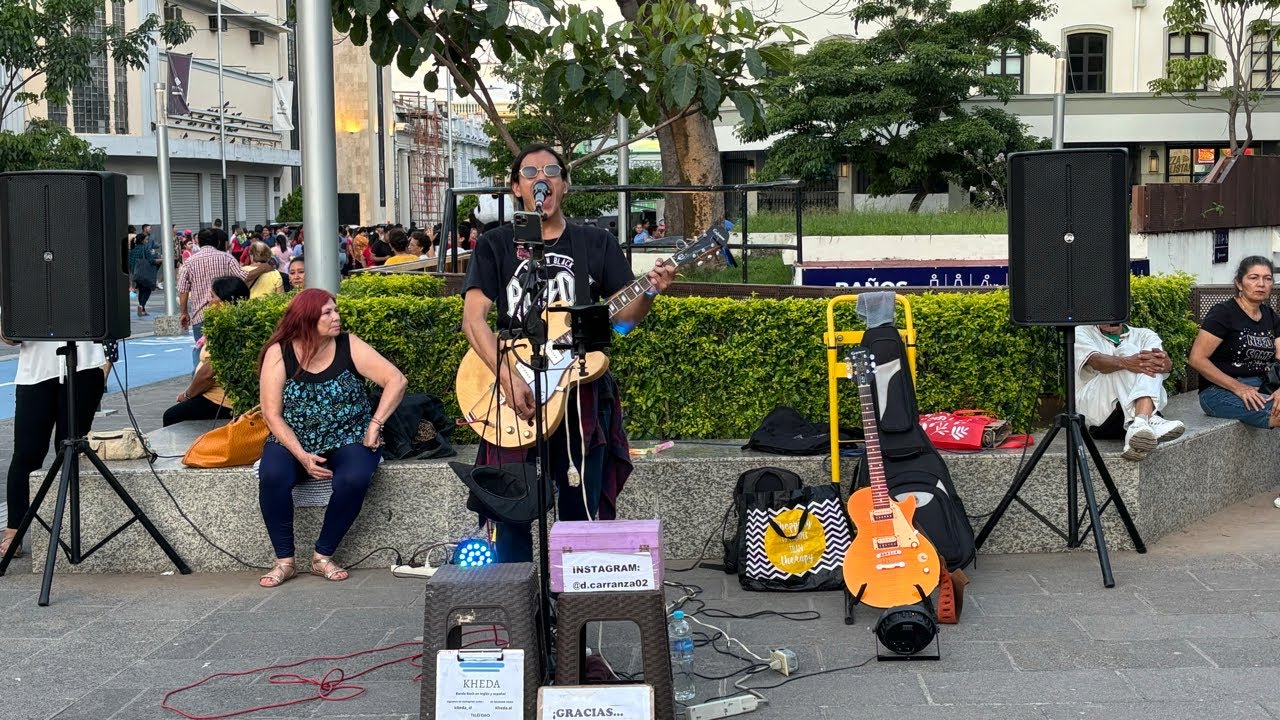 Súper Tardes Alegres En El Centro Histórico El Salvador Usa Canada