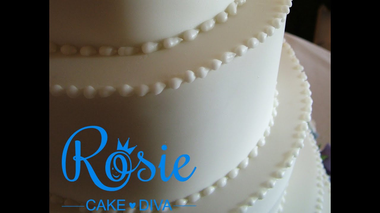 Cake Frosting Border