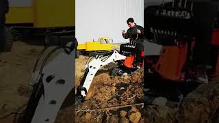 ELorry Truck - SMALL EXCAVATOR