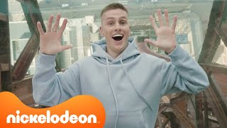 Lee and Ellie Travel to the Top of the Blackpool Tower! | Nickelodeon UK