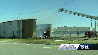 Fire destroys commercial building in Birmingham