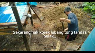 Buat Pondok Kebun Kelapa ep66 [ Pasang papan lantai dan tong tandas pondok  ketika hujan ]