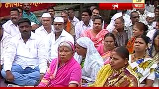 Pune : Baba Adhav leading the protest