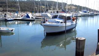 Roberts Longboat21 Launch 010.MOV