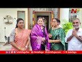 మంత్రి రోజా ఇంటికి రమ్యకృష్ణ rk roja grandly welcomes ramya krishna ntv