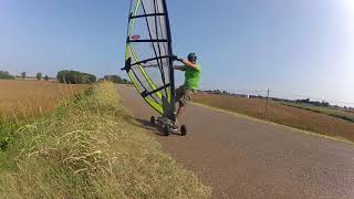 windsurf land