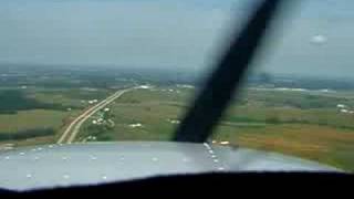 Cessna 172 landing at KDBQ