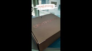 Unboxing a bloomies packages (aka Bloomingdales) #shorts