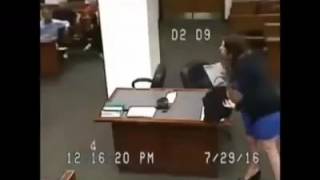 Louisville Judge Outraged by Female Inmate in Court 'Without Pants'