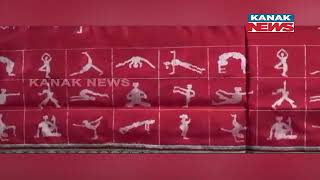 Subarnapur: Weaver Has Woven The Poses Of  Yoga Asanas On A Saree