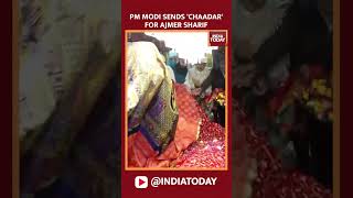 Union Minister Kiren Rijiju Offers Chaadar At Nizamuddin Dargah On Behalf Of PM Modi Ahead Of Urs