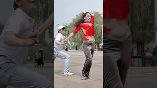 #迷人的舞姿跳出优美的身材 #醉美天下双人舞 #dance #funny #duet #kungfu #chinesegirl #舞蹈 #抖音 #美女 #douyin #抖音 #美女 #happy