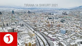 Tirana ne 14 Shkurt 2021 e mbuluar me bore. Pamje me dron