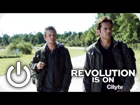 Does Monroe die in revolution?