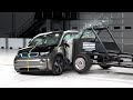 2017 BMW i3 side IIHS crash test