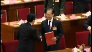 2011-03-14 美国之音新闻: 中国人大会议闭幕