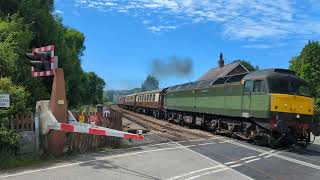 WCR Class 47815 + 47826 Clag Up Hamsey Bank 04/07/22