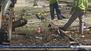 Vincennes residents say aftermath of Wednesday's storm is unlike anything they've seen