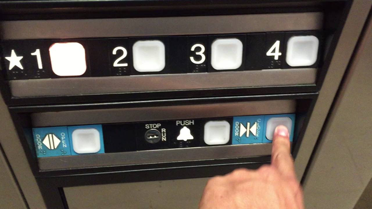 Dover Hydraulic Elevator At Holiday Inn Express Kelowna B C Youtube