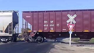 SJVR 1829 Passes McCutchen Road Railroad Crossing 8/31/2019