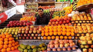 BD Fruits less ঢাকার মহাখালি কাঁচাবাজারে ফলের দোকান ঘুরে এলাম। আল্লাহর নেয়ামতের অল্প কিছু  ফল