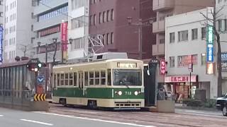 広島電鉄700形712号 1号線広島駅行き 中電前発車