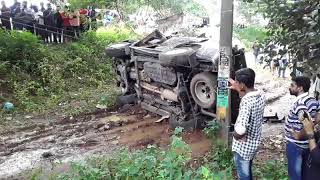 കല്ലമ്പലം പഴയ ബിവറേജിന് സമീപം ഇപ്പോൾ നടന്ന അപകടം 40 ലക്ഷത്തിനു എന്തിനാ ഇത് വാങ്ങുന്നത്