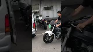 バイクを軽トラに載せるだけ