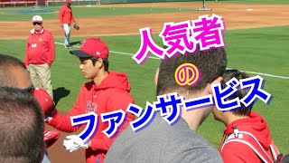 大谷サインしてくれるよ‼️トラウトもプホルスも💕アリゾナ現地映像