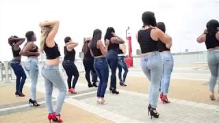 Lucero y Kizomba Woman en el International Kizomba Flashmob Mexico (Lady Style)