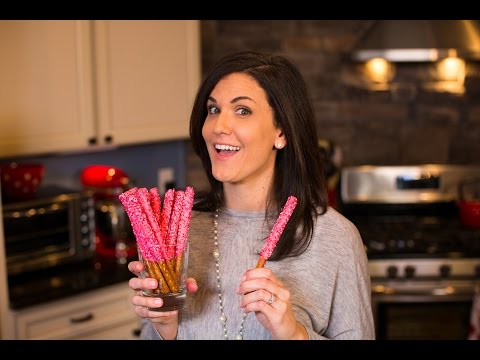 Quick & Tasty Dipped Pretzel Sticks! Quick & Tasty Dipped Pretzel Sticks!