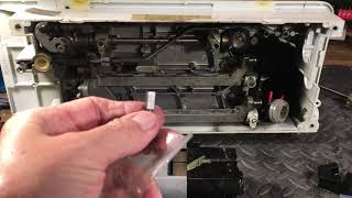 How to fix Singer 603-E needs new motor brushes. Easy to change out. Awesome machine. (Video 140)