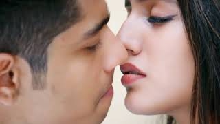 Priya prakash varrier kiss scene  hot lip kiss  cute