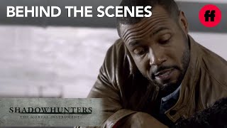 Shadowhunters | Behind the Scenes Season 1: Isaiah Mustafa Talks About Luke | Fr