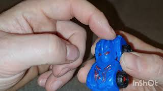 Vid 579 SirToys KO Ultraman Car dudes