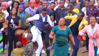 See what Otiso and This old mama did at Nakuru while performing Tenga Bogeka