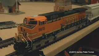 Kato 37-6442 | GE | AC4400CW | Diesel Locomotive | 5615 | BNSF | H2 | HO Scale | Review | HD