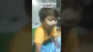 Adikku ketika mau tidur