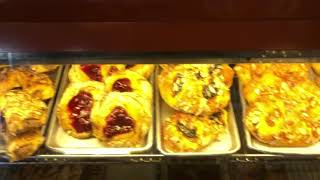 🍰🍨Canters in Hollywood 🥧🥨Delicatessen amazing old fashion popular pastries 🥮🥯