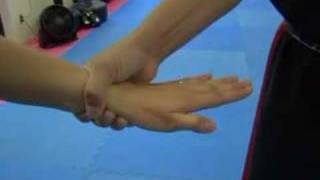 Essential Self-Defense Tips: Wrist Grab Release