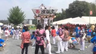 140723 道祖土若組からちびっこへサプライズ2