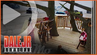 DJD: A Racetrack Treehouse Wifi Bar?