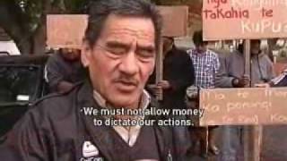 Tainui want land back from another Iwi Te Karere Maori News TVNZ 7 May 2010 English Version.wmv