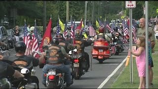 Outpouring of public support during funeral procession