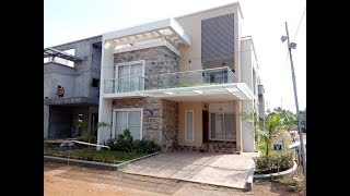 Beautiful gated villa in Ernakulam Aluva Town | double storey villa fabulous interior design